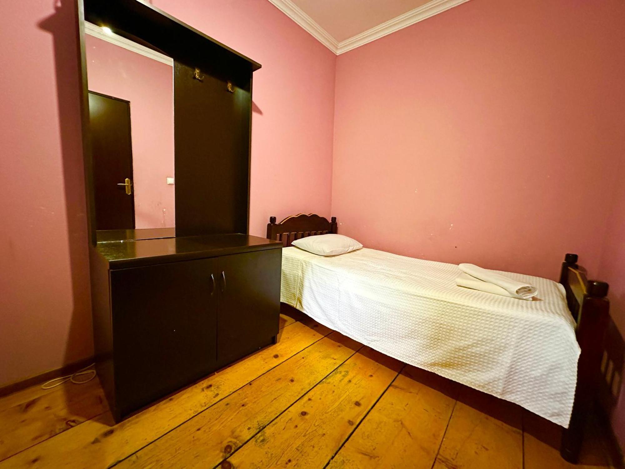 Mziuri Guest House Μέστια Εξωτερικό φωτογραφία