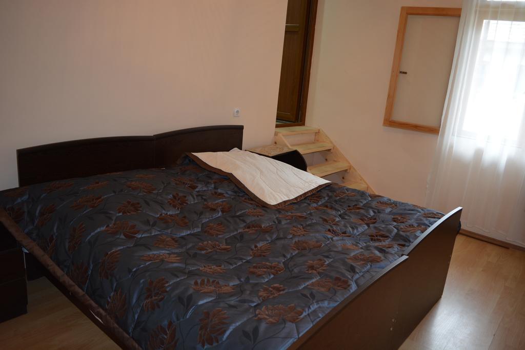Mziuri Guest House Μέστια Εξωτερικό φωτογραφία